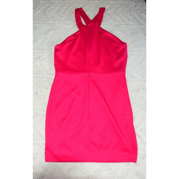 Fuchsia Karlie Bodycon mini dress with cross neck BarbieCore - Picture 3 of 4